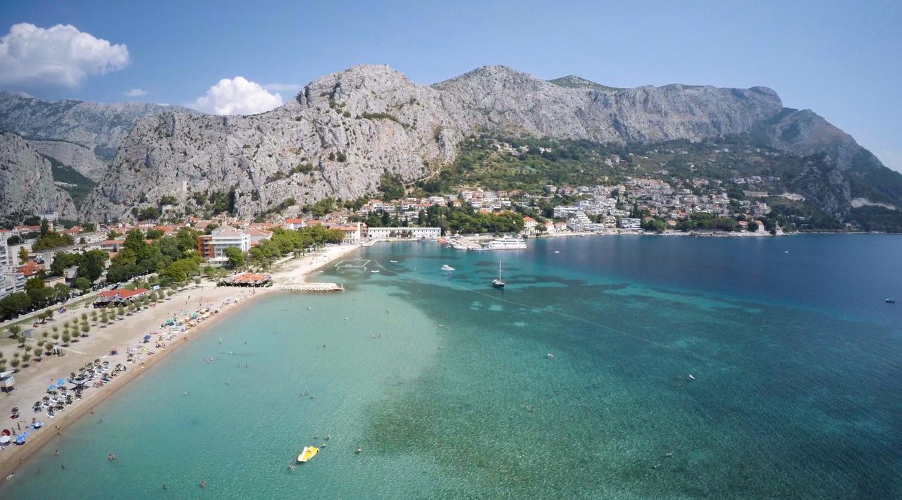 Apartment Omis Holiday Zewnętrze zdjęcie